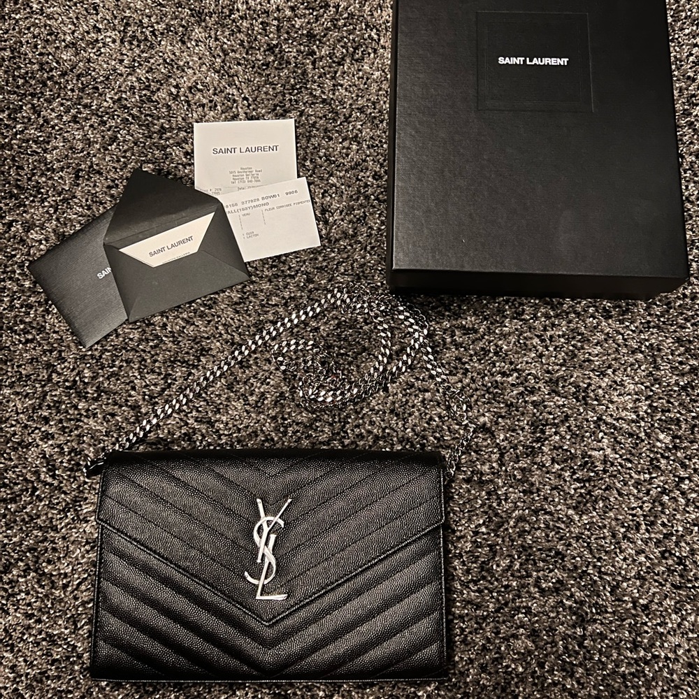 CASSANDRE YSL MATELASSÉ CHAIN WALLET IN GRAIN DE POUDRE EMBOSSED LEATHER YSL